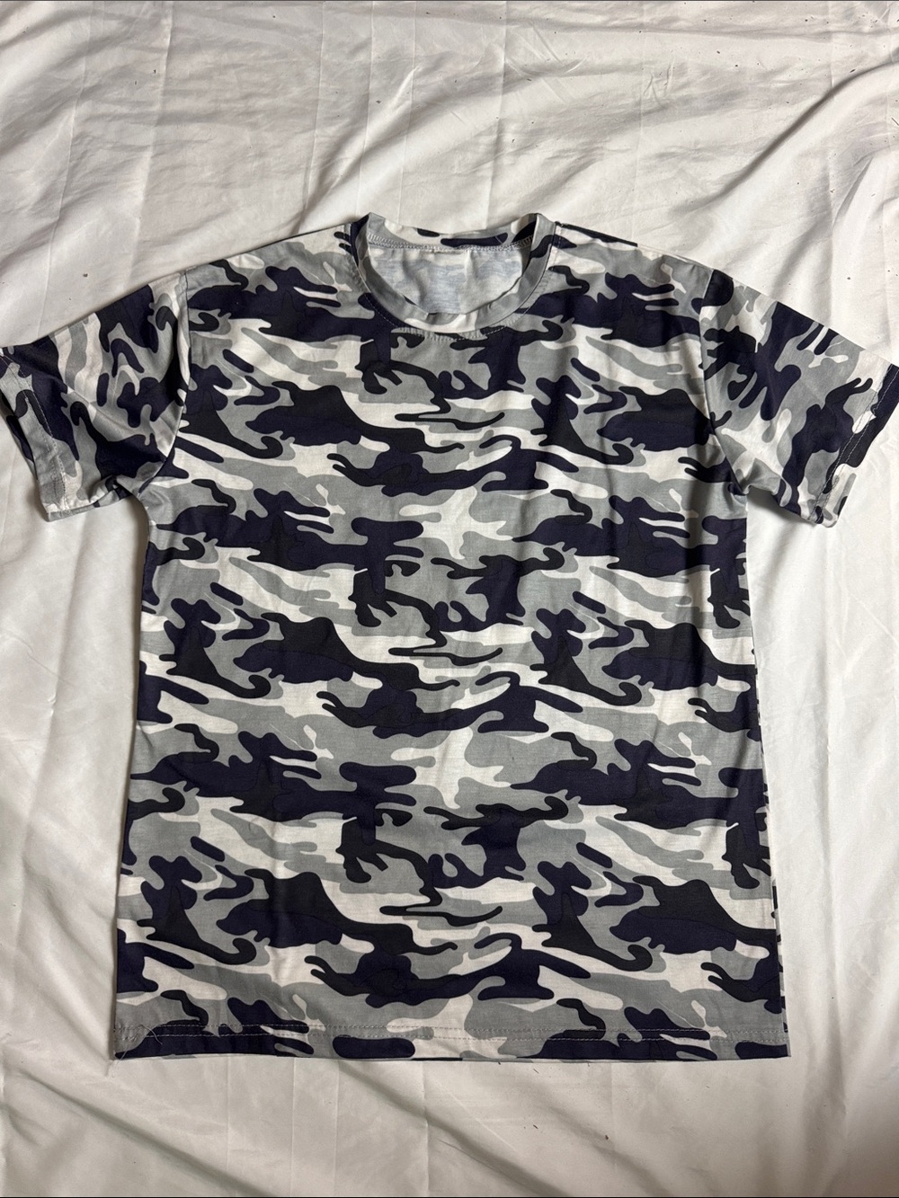 Classic Gray & Black Camo Crewneck T-Shirt - Men